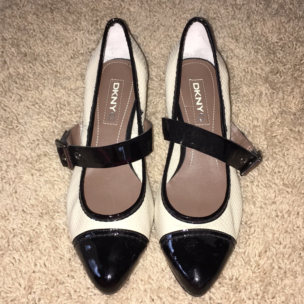 DKNYC SNAKE SKIN KITTEN HEELS